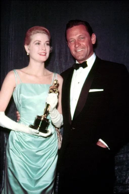 Грейс Келли на церемонии вручения «Оскар», 1955 год