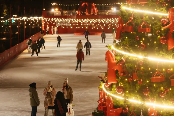Новогодний показ, открытие зимнего фестиваля и не только: чем запомнилась прошедшая неделя