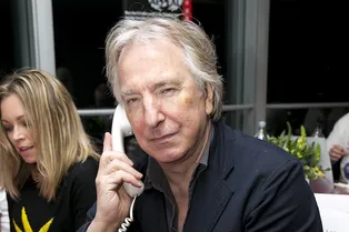 Голливудские звезды помогают пострадавшим от тайфуна на Филиппинах!