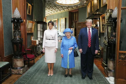 Мелания Трамп, Елизавета II и Дональд Трамп