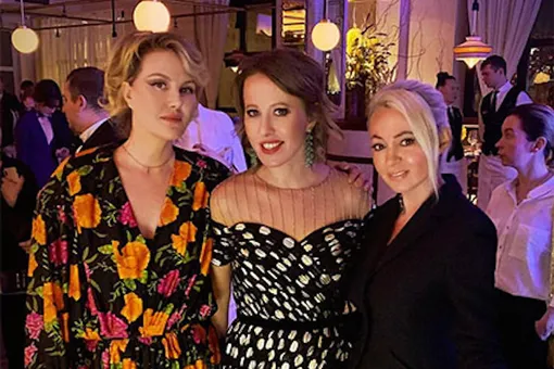 Рената Литвинова собрала звезд на благотворительном балу в Москве