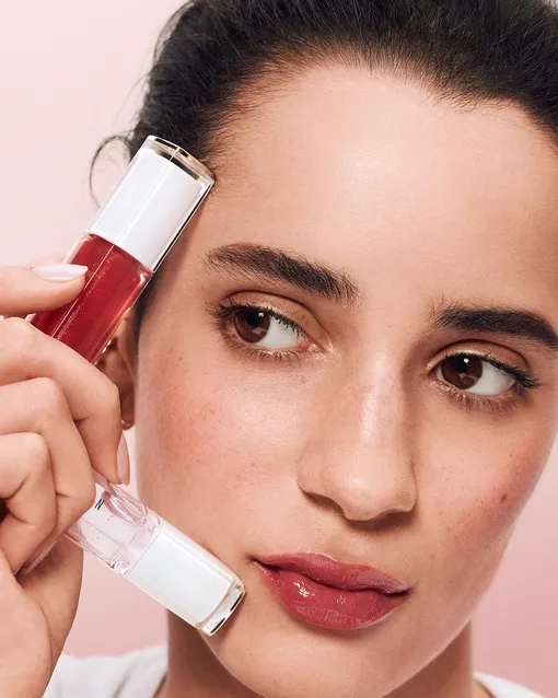 какие блески для губ купить на весну