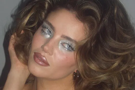 7 идей вечернего макияжа на Новый год, которые легко повторить