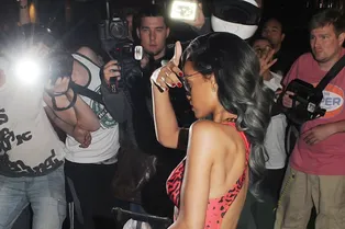 Рианна сходит с ума!