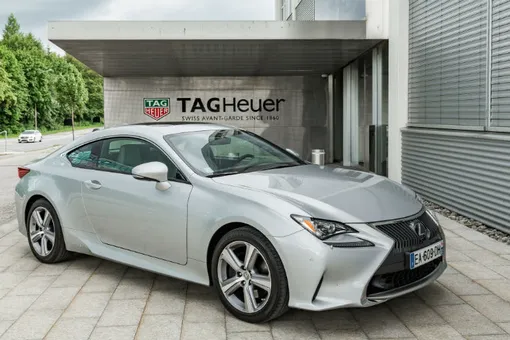 Lexus RC 200t