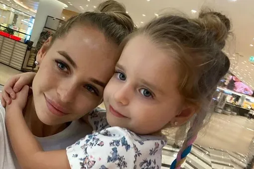 Анна Хилькевич со старшей дочерью