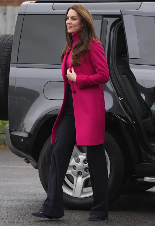 Кейт Миддлтон в розовом пальто