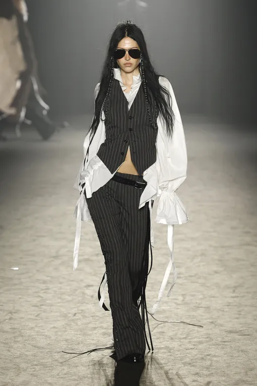 Ann Demeulemeester, осень-зима 2025/2026