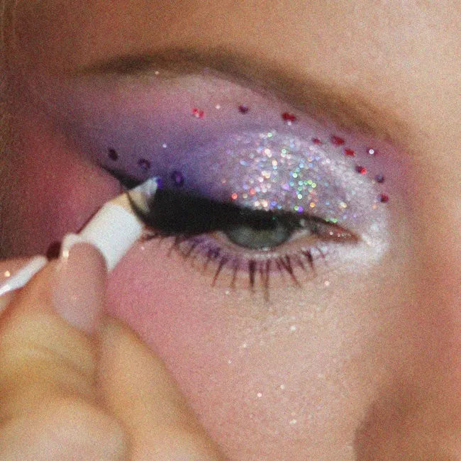 Что такое макияж в стиле Софии Сино, и почему он — главный тренд февраля