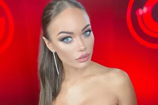 Яна Кошкина в нижнем белье, которое ничего не скрывает, кружит голову поклонникам Яна Кошкина в нижнем белье, которое ничего не скрывает, кружит голову поклонникам