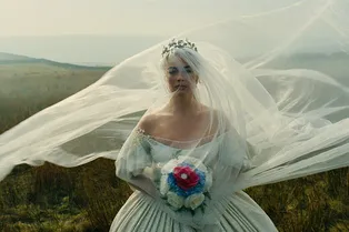 Негативные отзывы и хорошая касса: как прошла мировая премьера «Грозового перевала» Негативные отзывы и хорошая касса: как прошла мировая премьера «Грозового перевала»