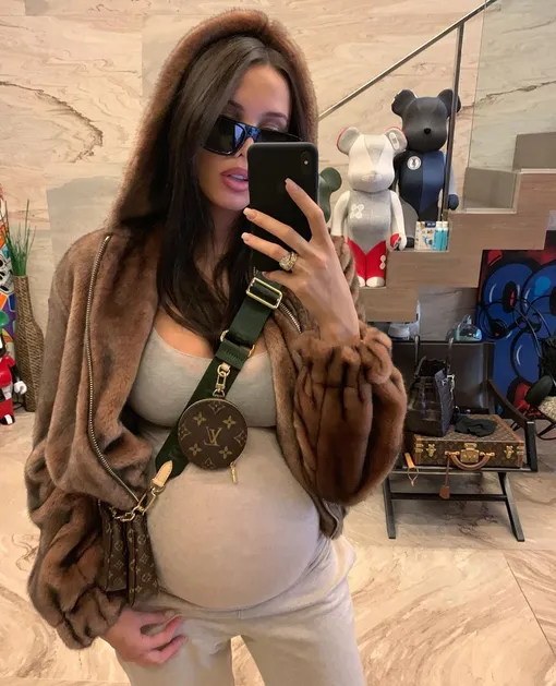 Анастасия Решетова готовится стать мамой