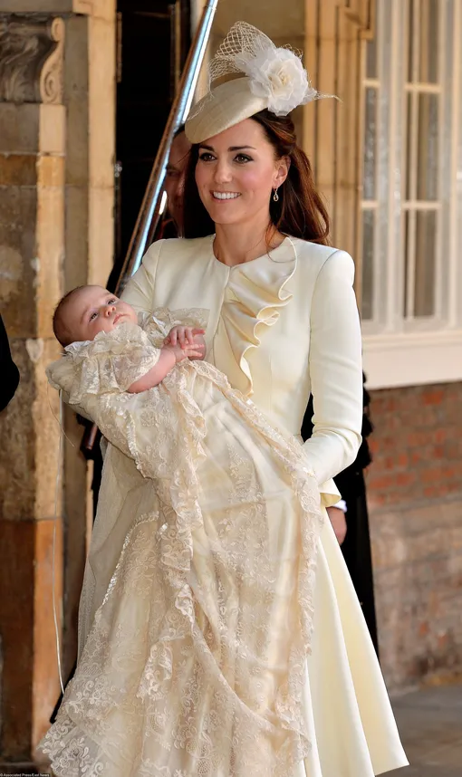Кейт Миддлтон на крестинах принца Джорджа
