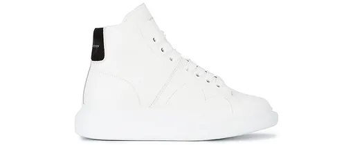 Alexander McQueen, 26 600 рублей Alexander McQueen, 26 600 рублей
