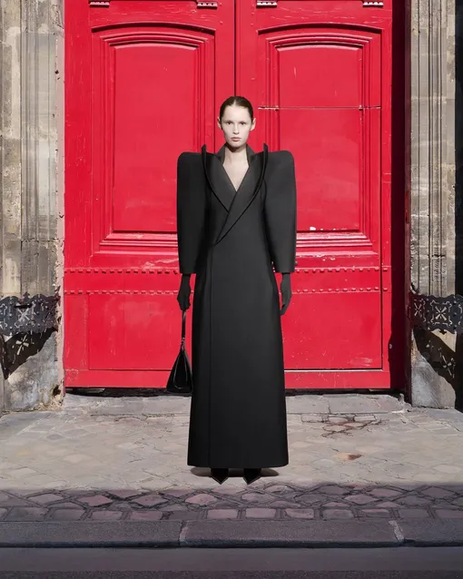 Balenciaga, кутюрная коллекция осень-зима 2025/2026