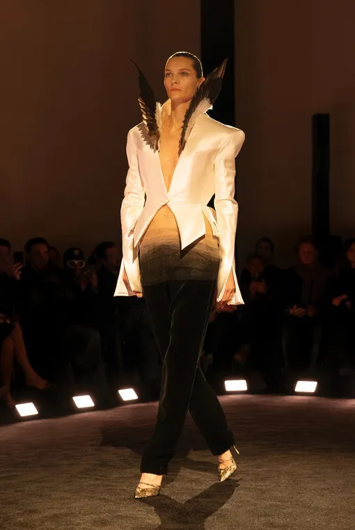 Кутюрная коллекция Schiaparelli, весна/лето 2026