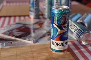 Олень «Боржоми» заговорил человеческим голосом Олень «Боржоми» заговорил человеческим голосом