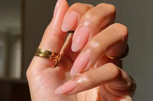 17 идей маникюра на миндальные ногти, которые будут повсюду этой осенью 17 идей маникюра на миндальные ногти, которые будут повсюду этой осенью