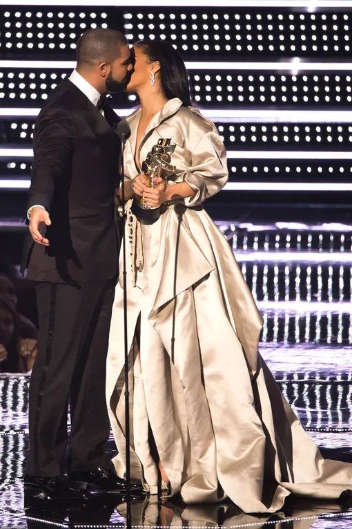 Дрейк и Рианна на MTV VMA 2016