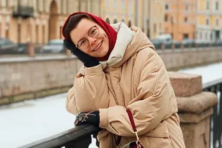 «Как же вы меня достали»: молодая жена Петросяна резко ответила на обвинения подписчиков «Как же вы меня достали»: молодая жена Петросяна резко ответила на обвинения подписчиков