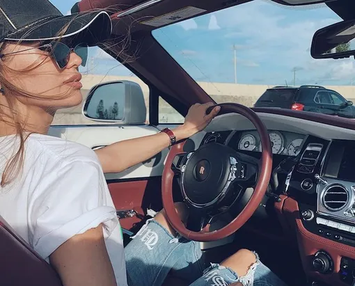 Виктория Боня