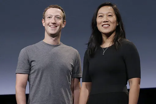 Марк Цукерберг с женой Присциллой Чан