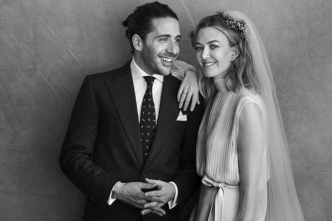 Наследница империи Zara вышла замуж в платье Valentino