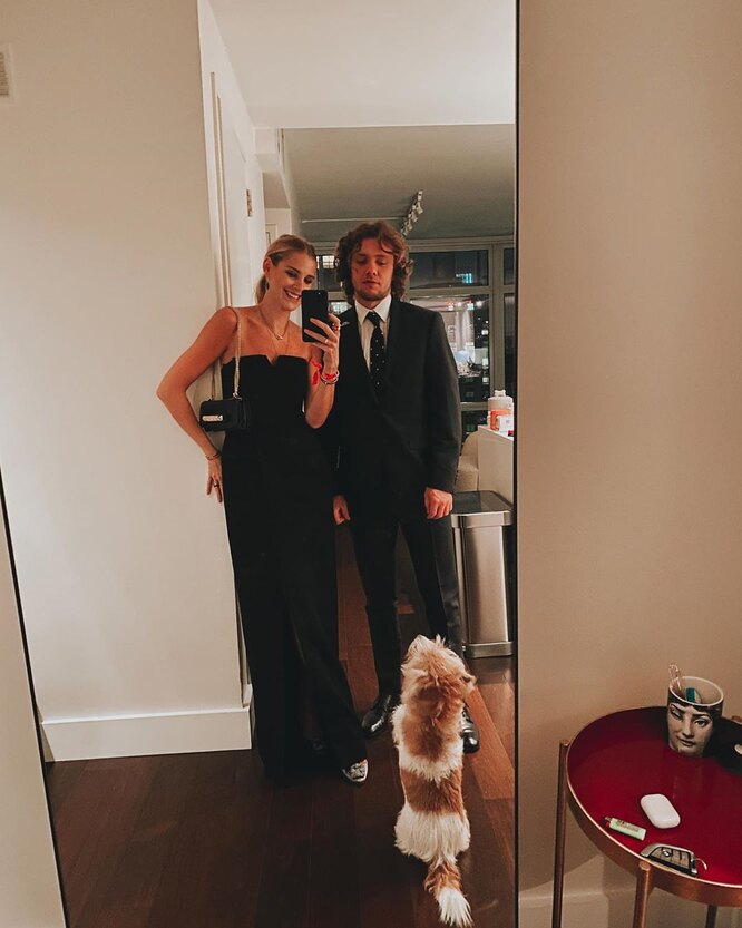 Жена панарина алиса знарок. Алиса панарина знарок. Панарин и знарок. Жена артемия панарина алиса знарок. Панарин хоккеист и алиса знарок.