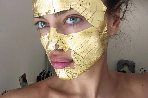 Золото и авокадо: любимые маски звезд для лица
