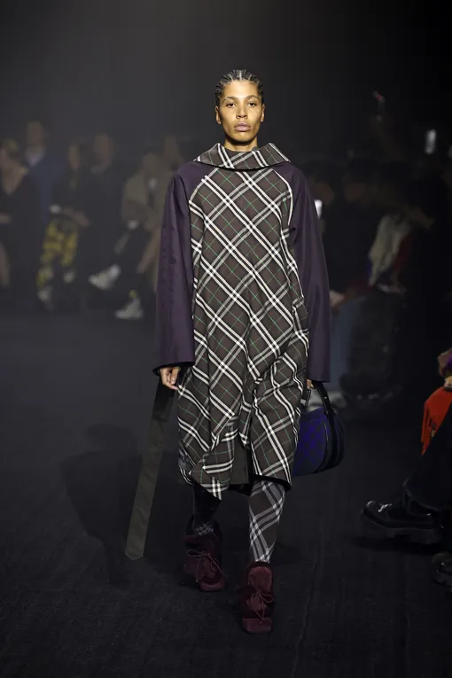 Показ Burberry Показ Burberry
