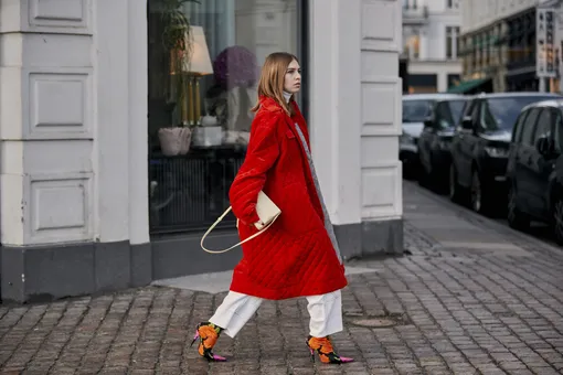 Скандинавские модницы показывают, как не банально одеваться в красный