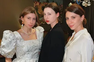 Как принцесса из сказки: бывшая жена Валерия Меладзе поделилась снимком с 22-летней дочерью
