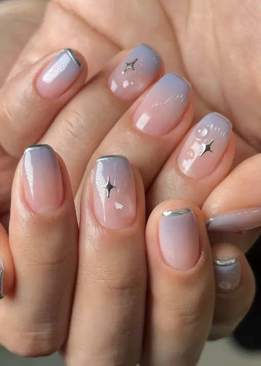 Маникюр в модных оттенках на Новый год 2026 Маникюр в модных оттенках на Новый год 2026