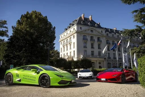 Гости отелей Waldorf Astoria за рулем новейших моделей Lamborghini
