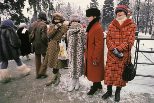 Акцентные пальто были в тренде в СССР