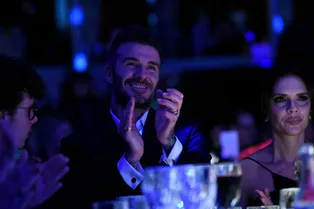 Почти все в сборе: новое семейное фото Бекхэмов Почти все в сборе: новое семейное фото Бекхэмов