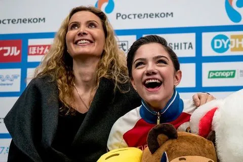 Этери Тутберидзе и Евгения Медведева