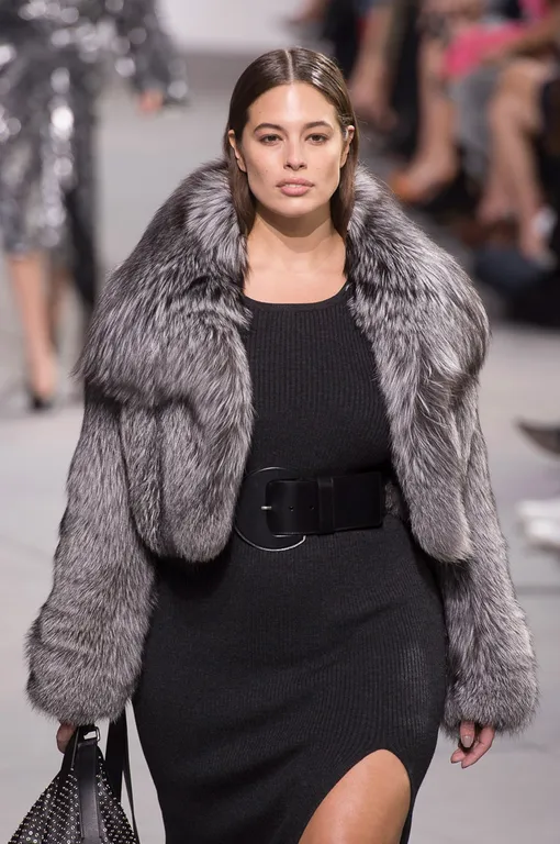 Эшли Грэм на показе коллекции Michael Kors FW 2017 Эшли Грэм на показе коллекции Michael Kors FW 2017