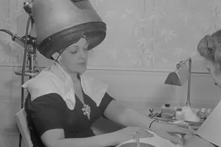 Лунный календарь красоты на октябрь: когда лучше избегать салонных процедур