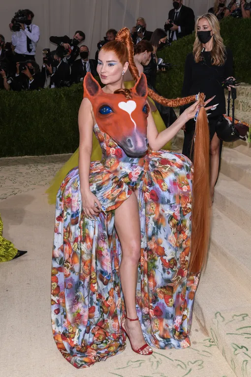 Ким Петрас на Met Gala 2021