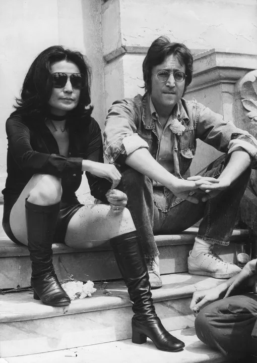 Йоко Оно и Джон Леннон на Каннском кинофестивале в 1971 году