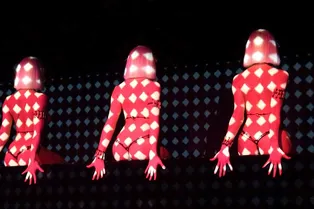 Фильм. «Огонь Кристиана Лубутена 3D» Фильм. «Огонь Кристиана Лубутена 3D»