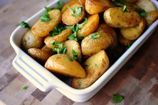 Звездный рецепт: невероятно вкусная запеченная картошка от Эмили Блант