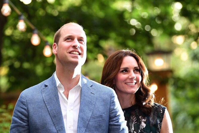Новое семейное фото Кейт Миддлтон и принца Уильям в преддверии Нового года