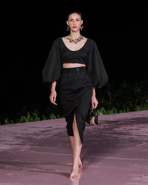 Carolina Herrera, весенне-летняя коллекция 2024 Carolina Herrera, весенне-летняя коллекция 2024