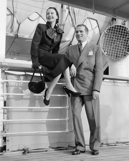 Вивьен Ли и Лоренса Оливье в 1940 году.