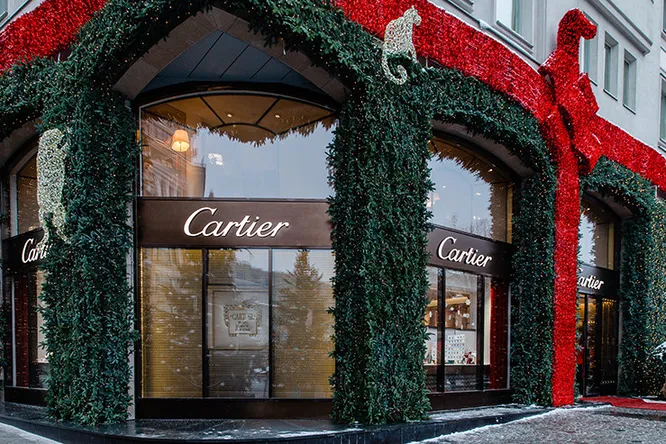 Cartier минск. Cartier бутик москва. Бутик cartier. Cartier boutique interior. Бутик cartier, гум.