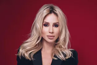 Экс-продюсер Светланы Лободы Нателла Крапивина дала понять, что общается с певицей