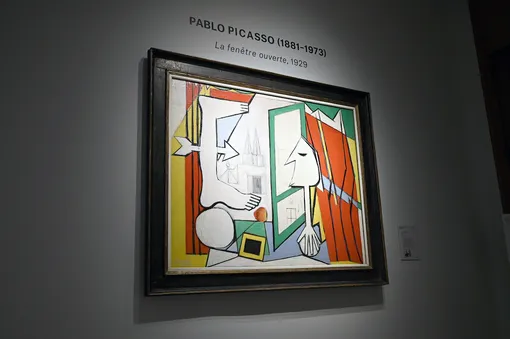 Картина Пабло Пикассо «Открытое окно»