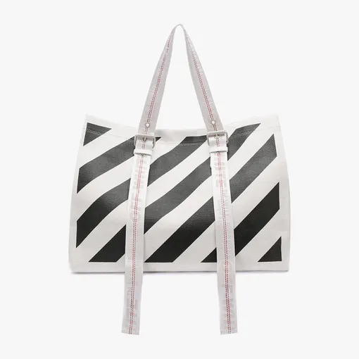 Off-White, 46 600 рублей